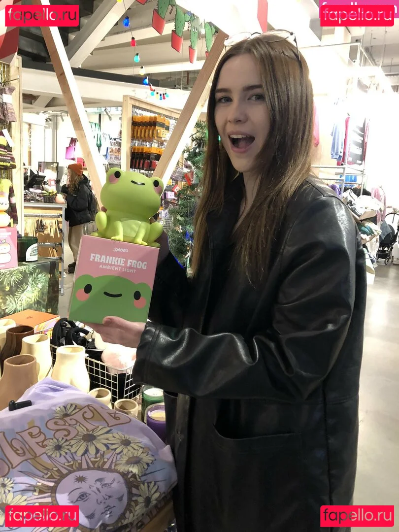 Frankie Lollia Onlyfans Photo Gallery 