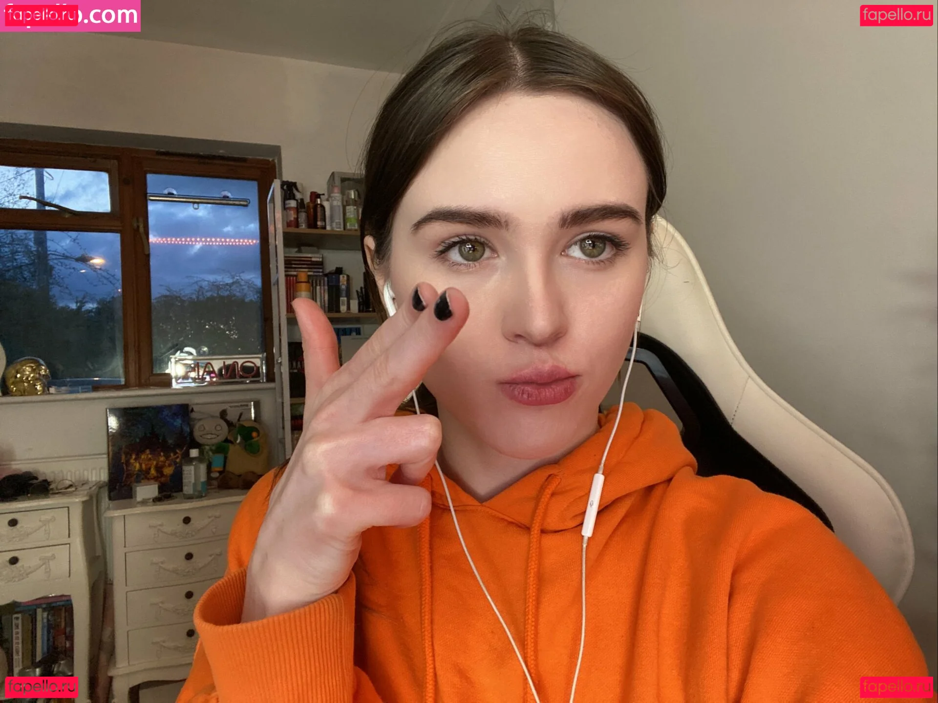 Frankie Lollia Onlyfans Photo Gallery 