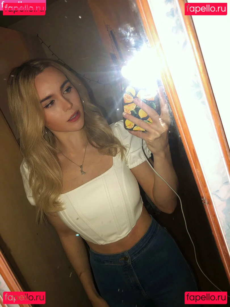 Frankie Lollia Onlyfans Photo Gallery 