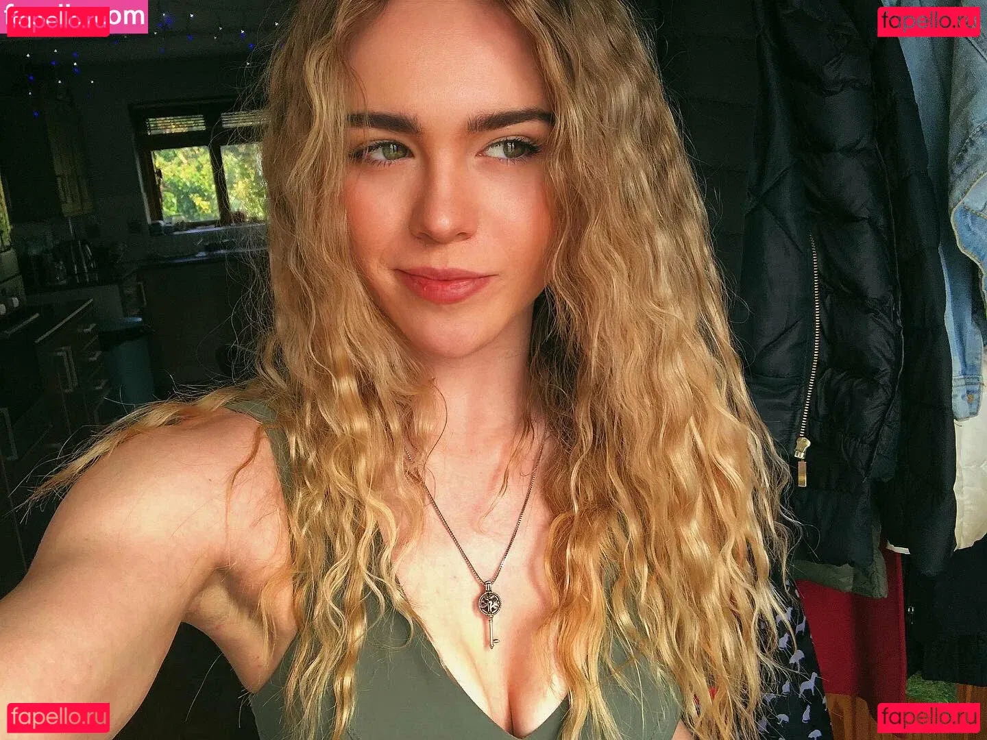 Frankie Lollia Onlyfans Photo Gallery 