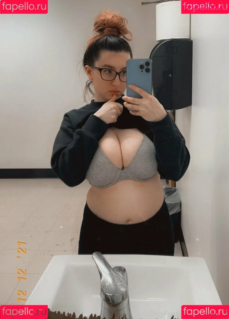 kylieefans Onlyfans Photo Gallery 