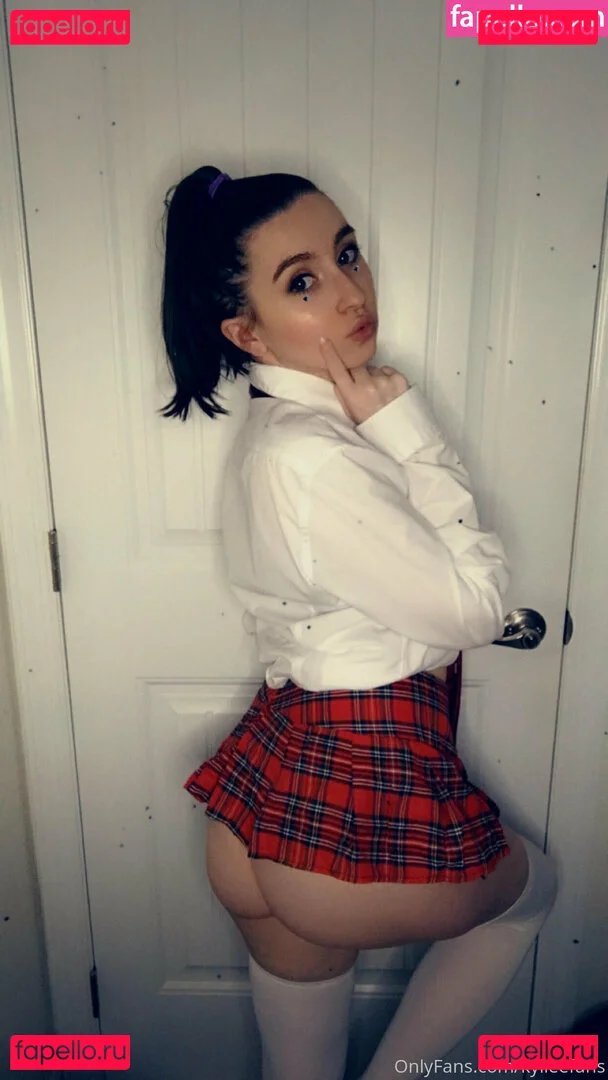 kylieefans Onlyfans Photo Gallery 