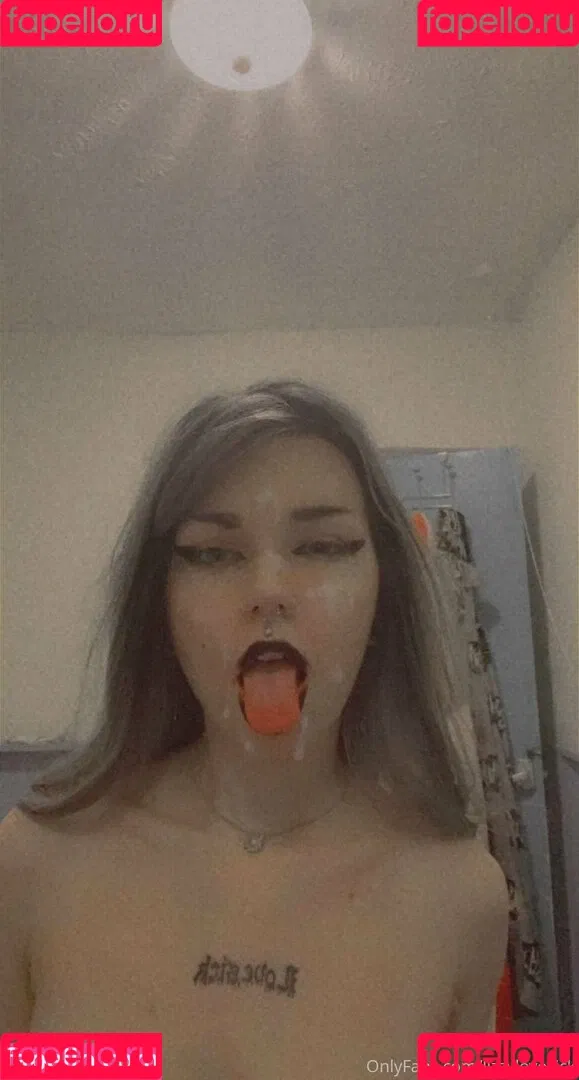 lizzylovesick Onlyfans Photo Gallery 