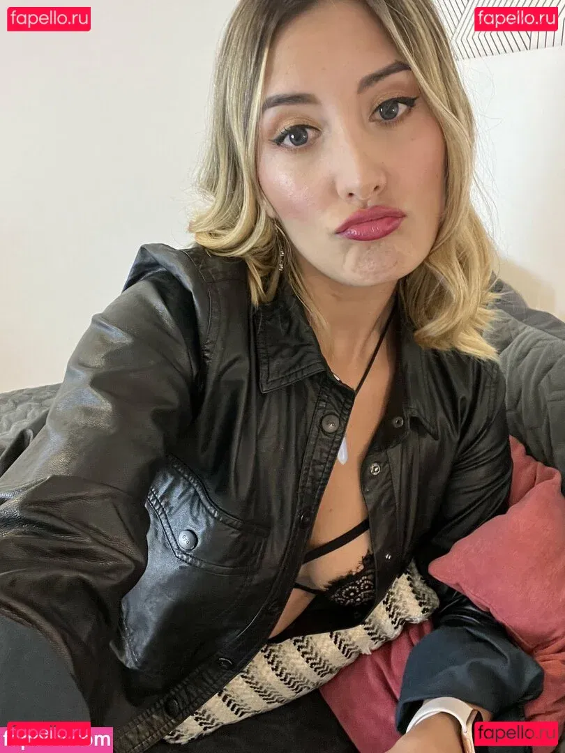 oliviasmiithfree Onlyfans Photo Gallery 