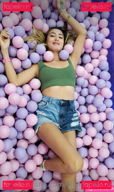 oliviasmiithfree Onlyfans Photo Gallery 