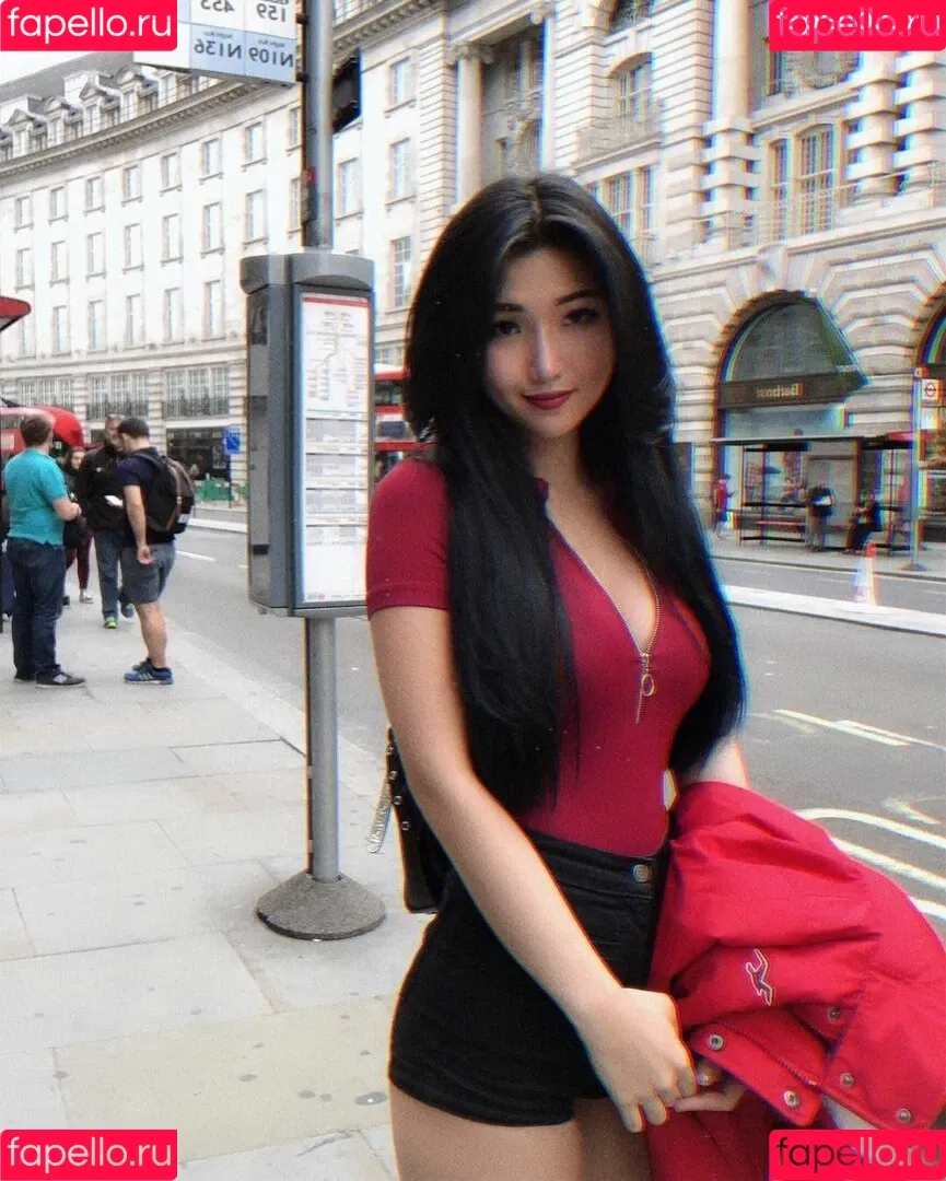 Duyenn Hipp Onlyfans Photo Gallery 