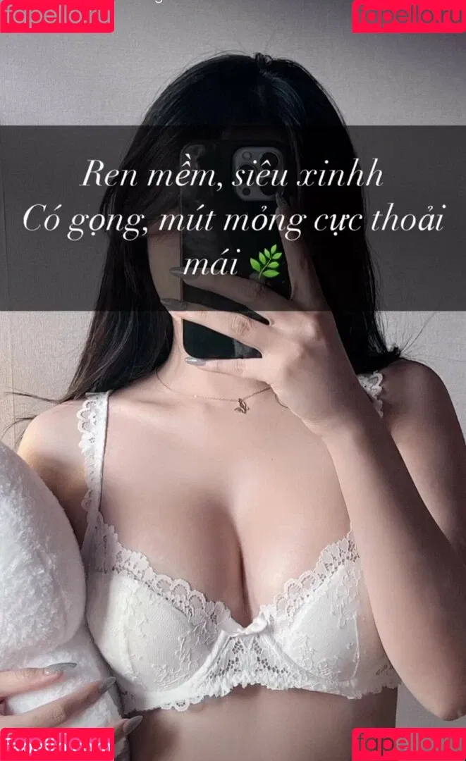 Duyenn Hipp Onlyfans Photo Gallery 