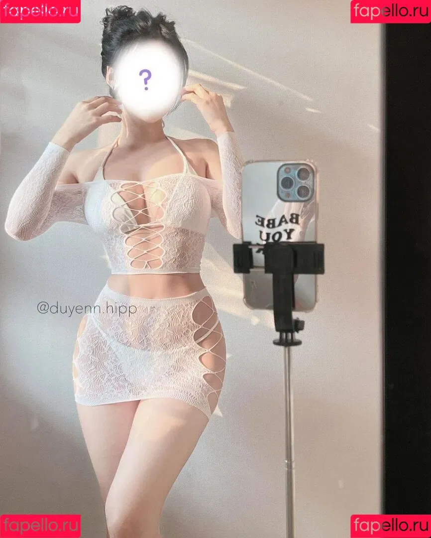 Duyenn Hipp Onlyfans Photo Gallery 