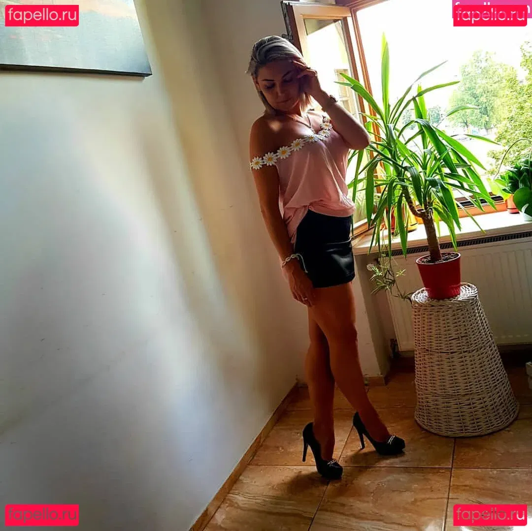 Beatka Onlyfans Photo Gallery 