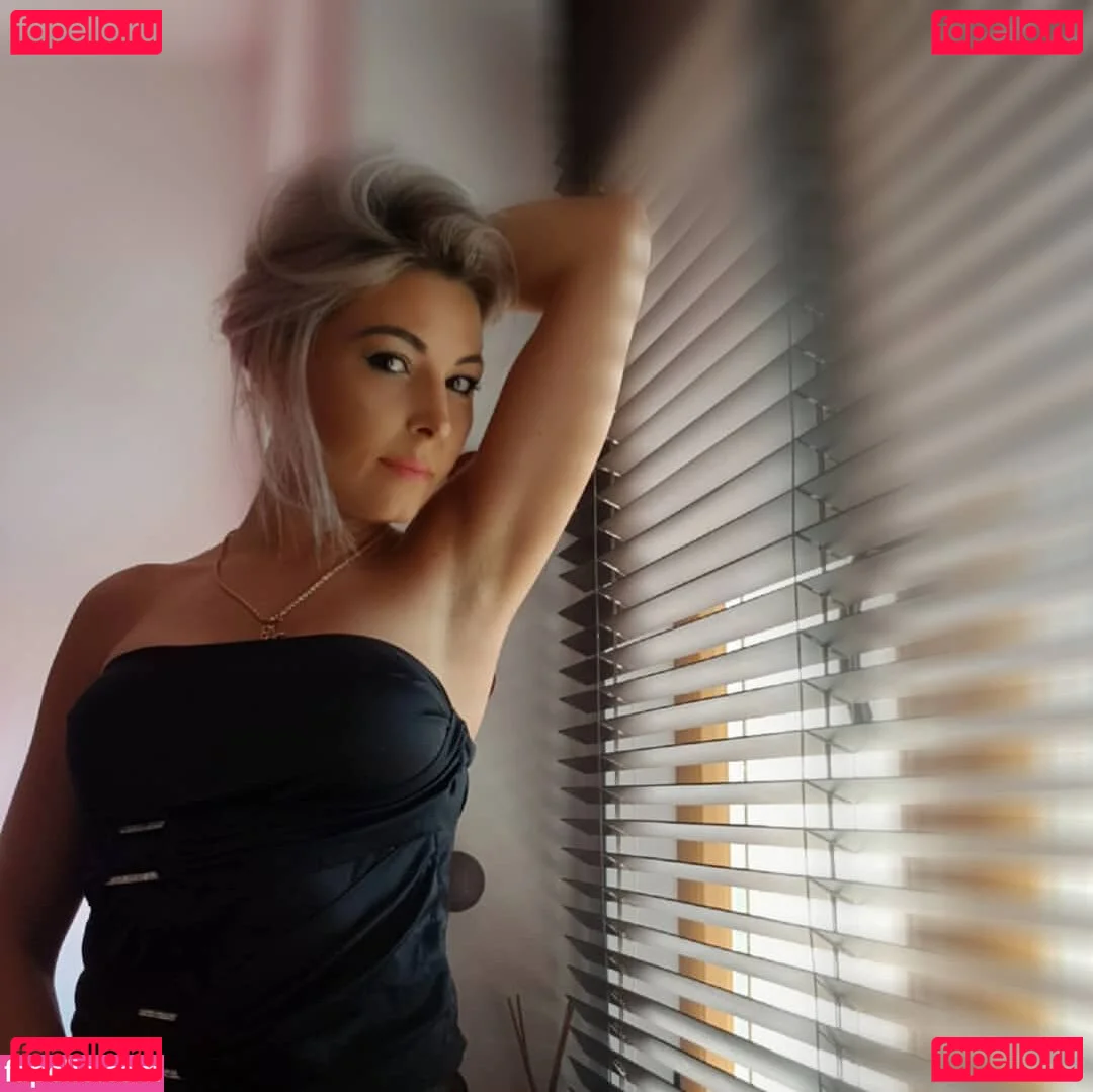 Beatka Onlyfans Photo Gallery 