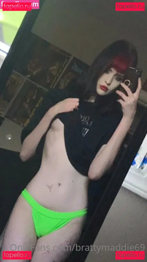 brattymaddie666 Onlyfans Photo Gallery 
