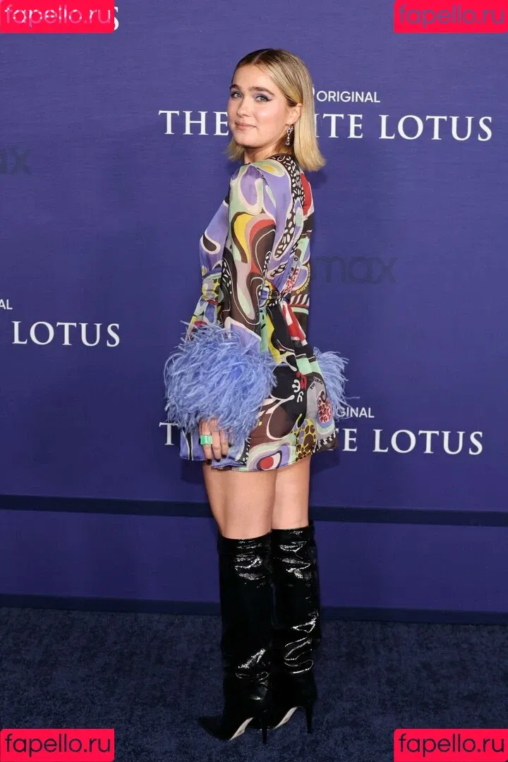 Haley Lu Richardson Onlyfans Photo Gallery 