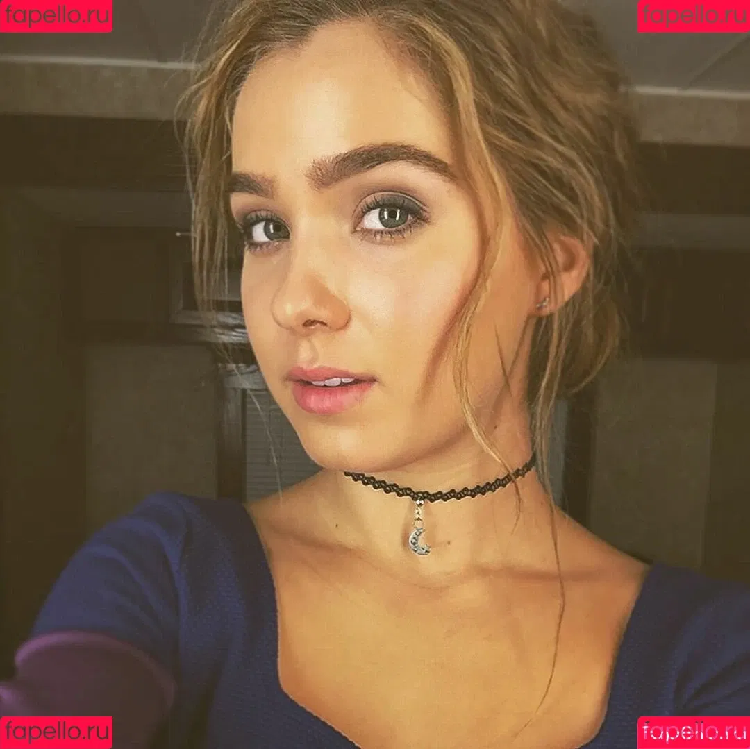 Haley Lu Richardson Onlyfans Photo Gallery 