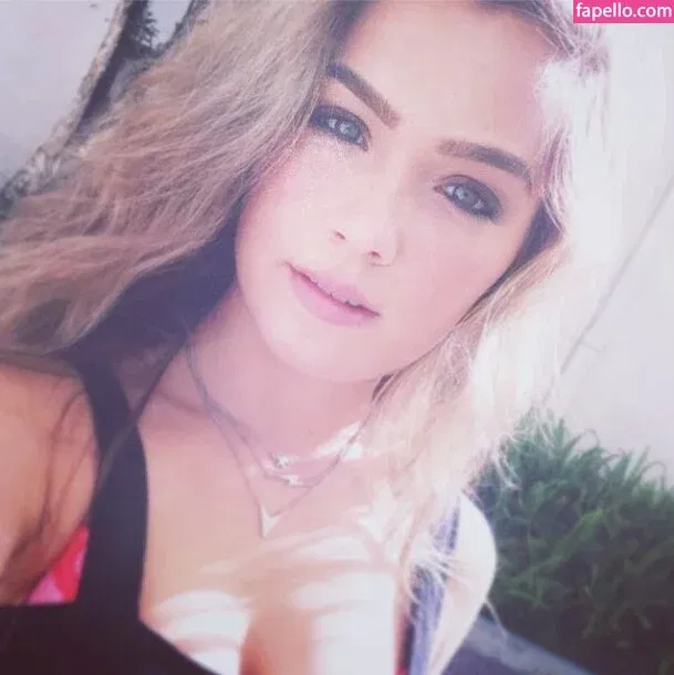 Haley Lu Richardson Onlyfans Photo Gallery 