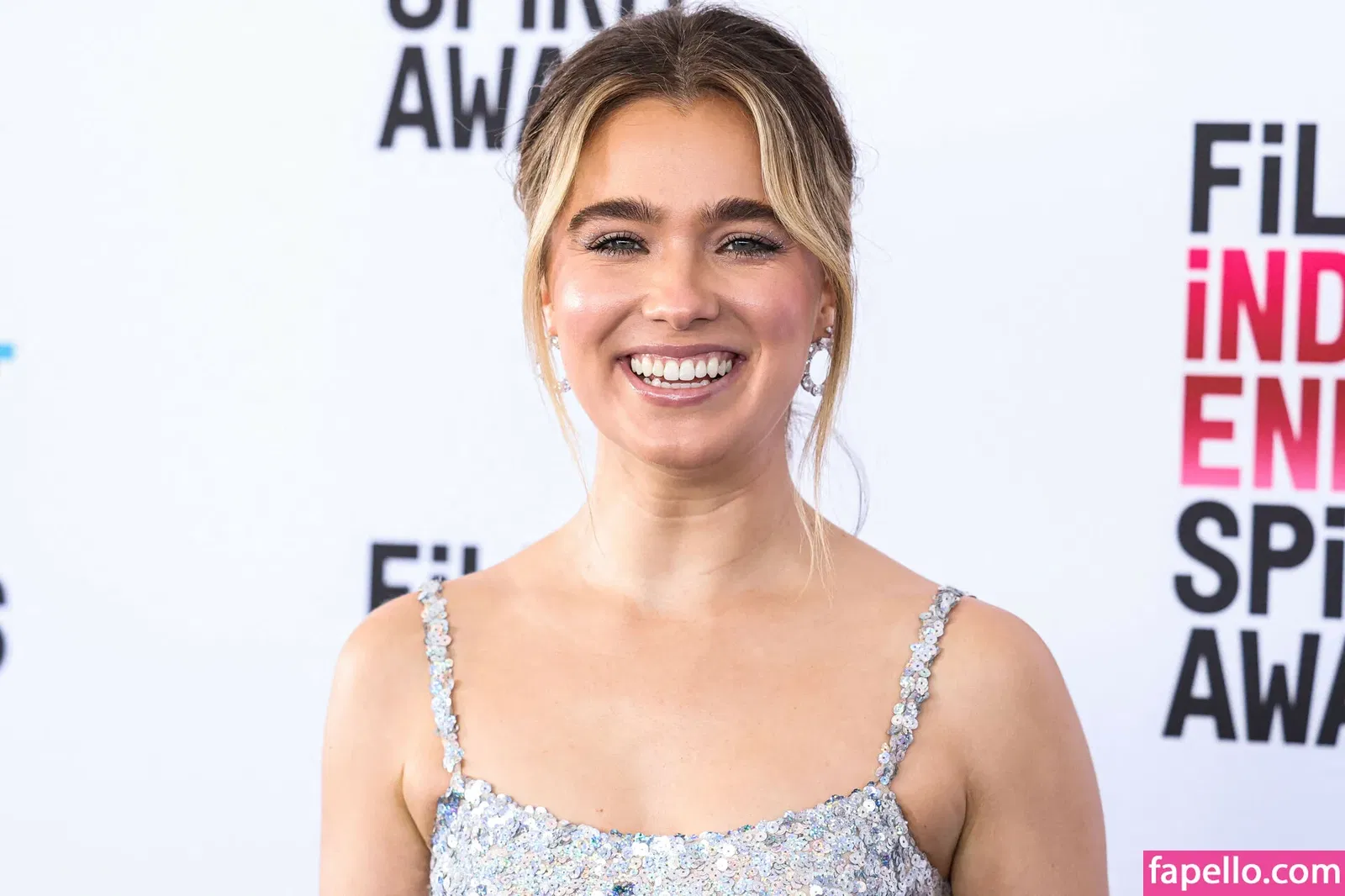 Haley Lu Richardson Onlyfans Photo Gallery 