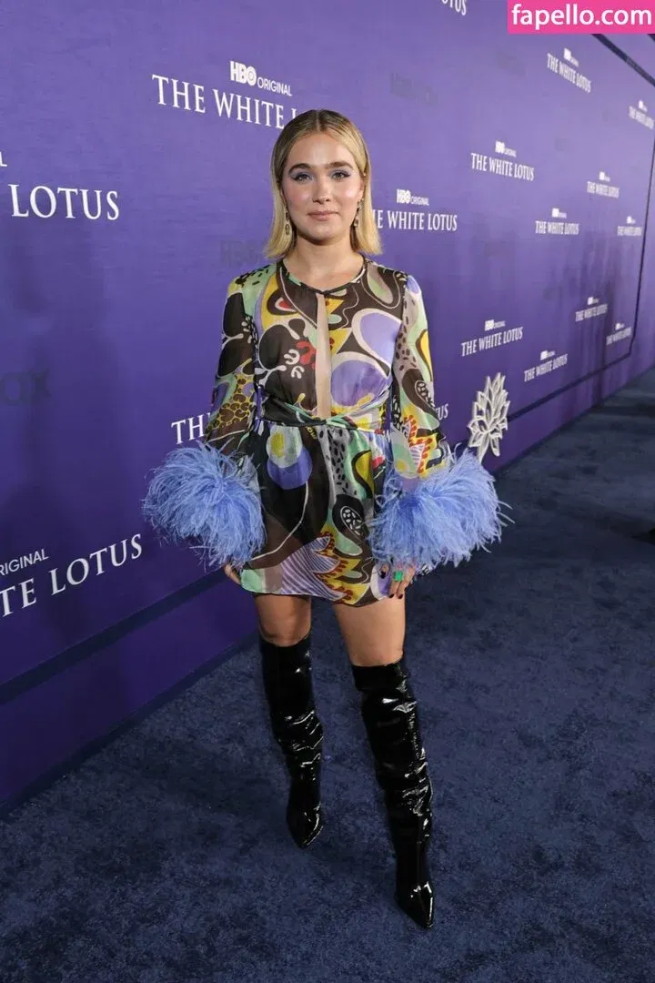 Haley Lu Richardson Onlyfans Photo Gallery 