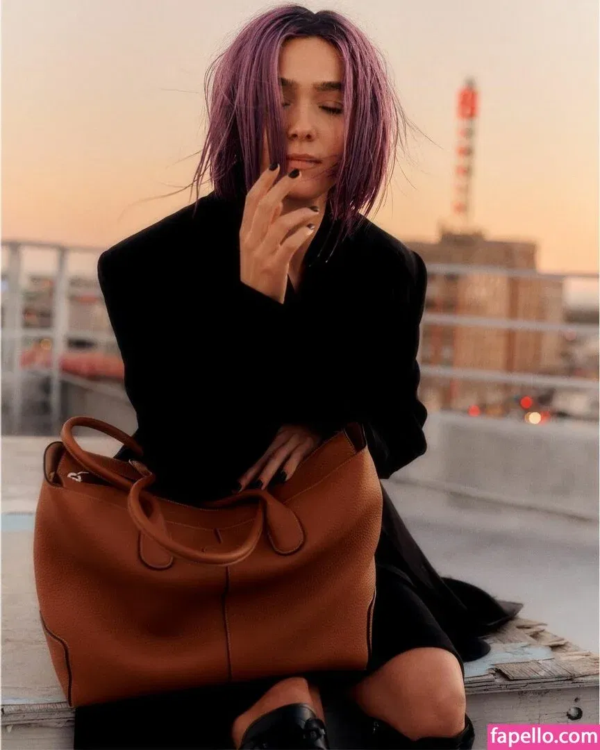 Haley Lu Richardson Onlyfans Photo Gallery 