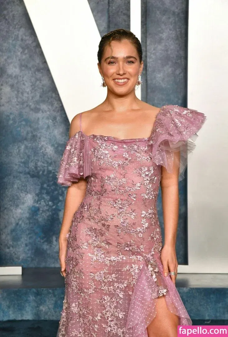 Haley Lu Richardson Onlyfans Photo Gallery 