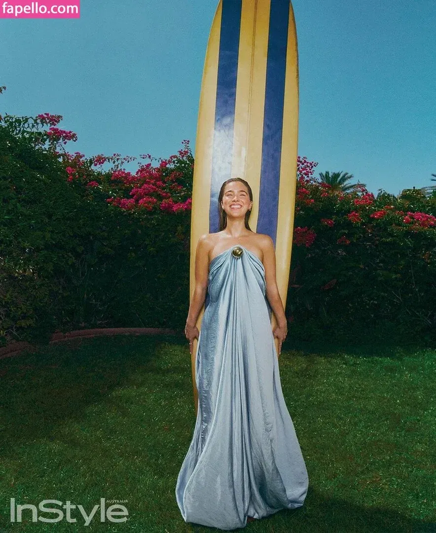 Haley Lu Richardson Onlyfans Photo Gallery 