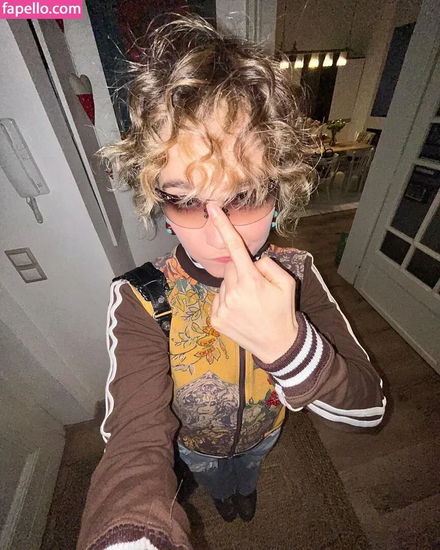 Haley Lu Richardson Onlyfans Photo Gallery 