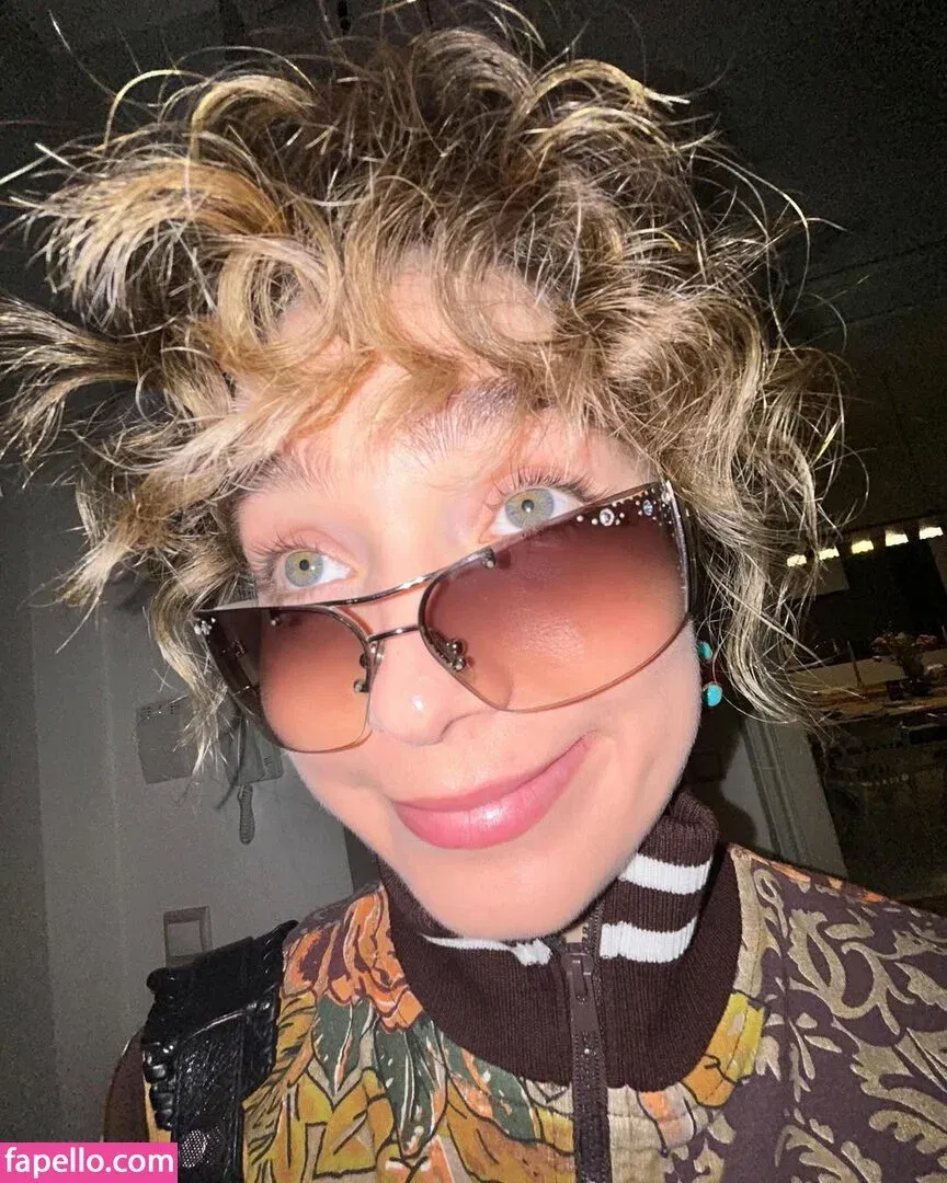 Haley Lu Richardson Onlyfans Photo Gallery 