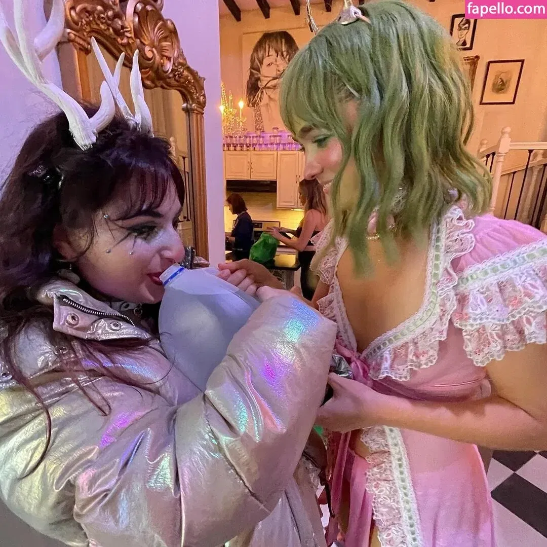 Haley Lu Richardson Onlyfans Photo Gallery 