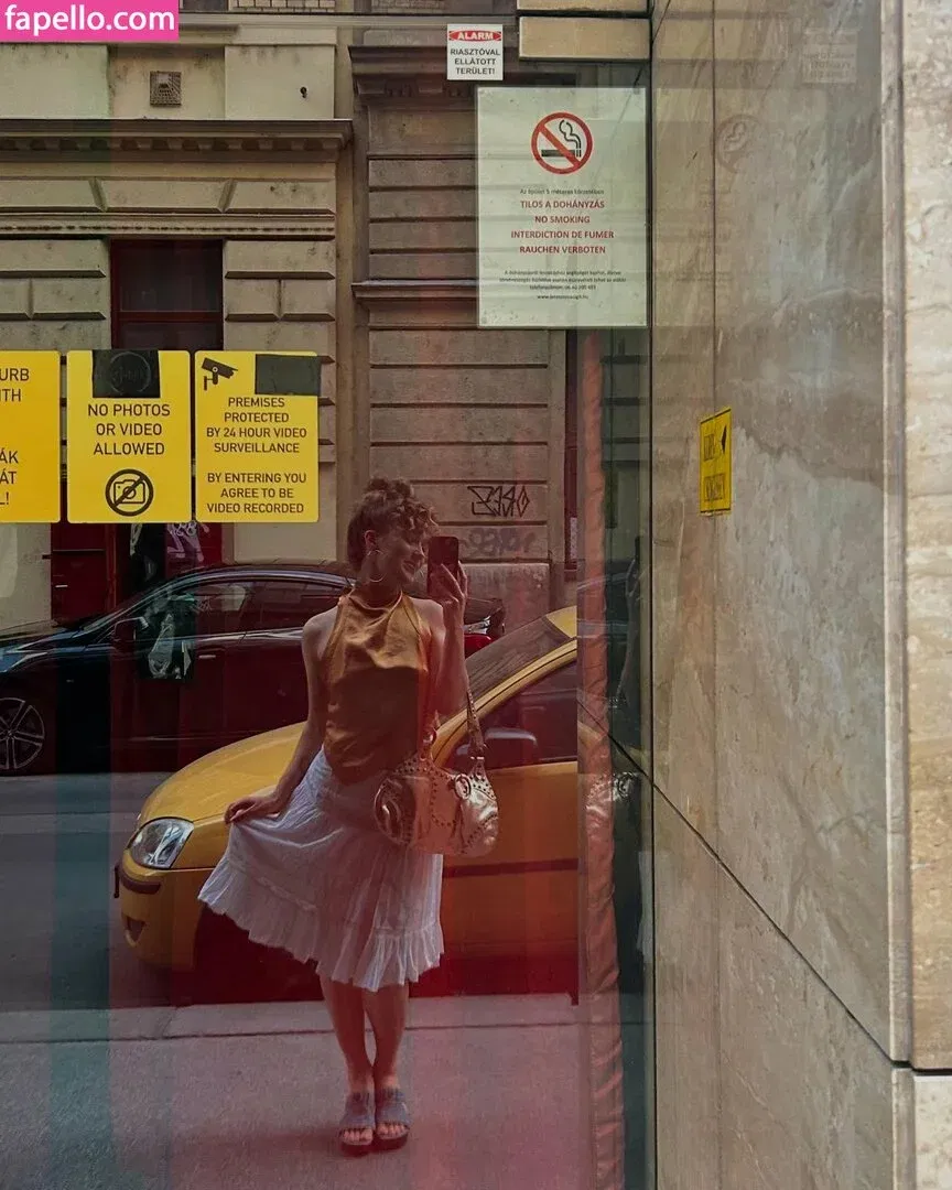 Haley Lu Richardson Onlyfans Photo Gallery 