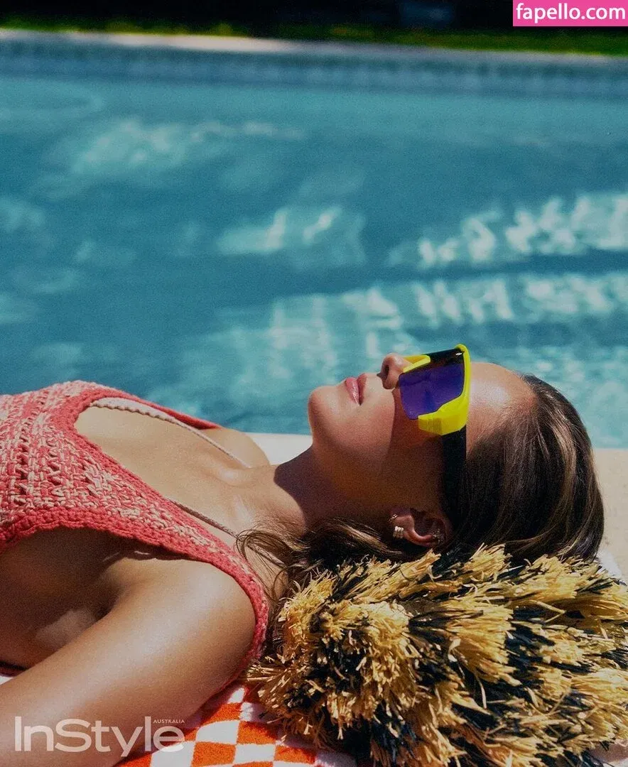 Haley Lu Richardson Onlyfans Photo Gallery 