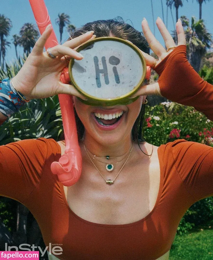 Haley Lu Richardson Onlyfans Photo Gallery 