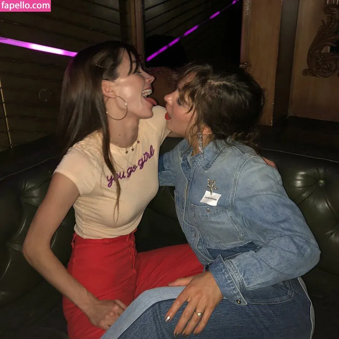 Haley Lu Richardson Onlyfans Photo Gallery 