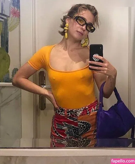 Haley Lu Richardson Onlyfans Photo Gallery 