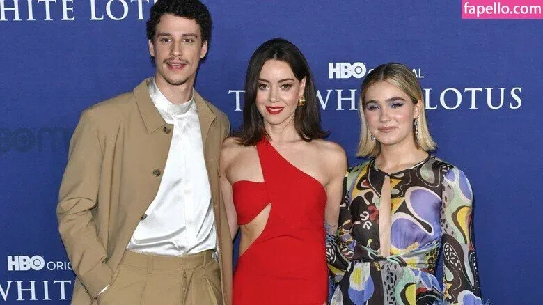 Haley Lu Richardson Onlyfans Photo Gallery 