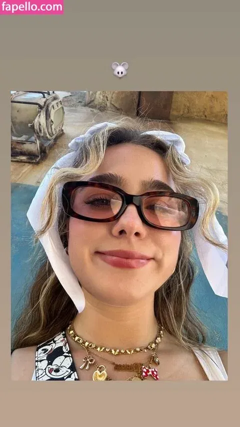 Haley Lu Richardson Onlyfans Photo Gallery 