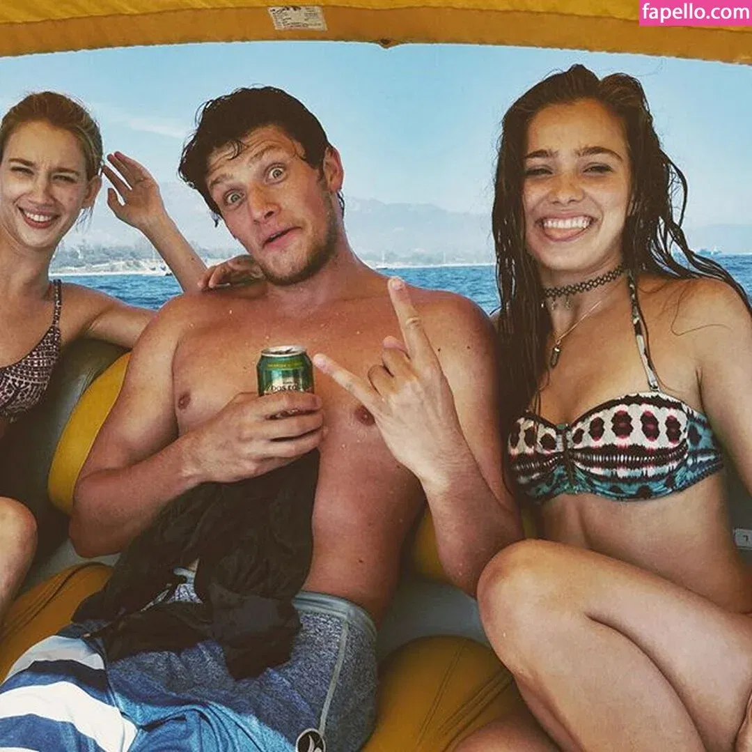 Haley Lu Richardson Onlyfans Photo Gallery 