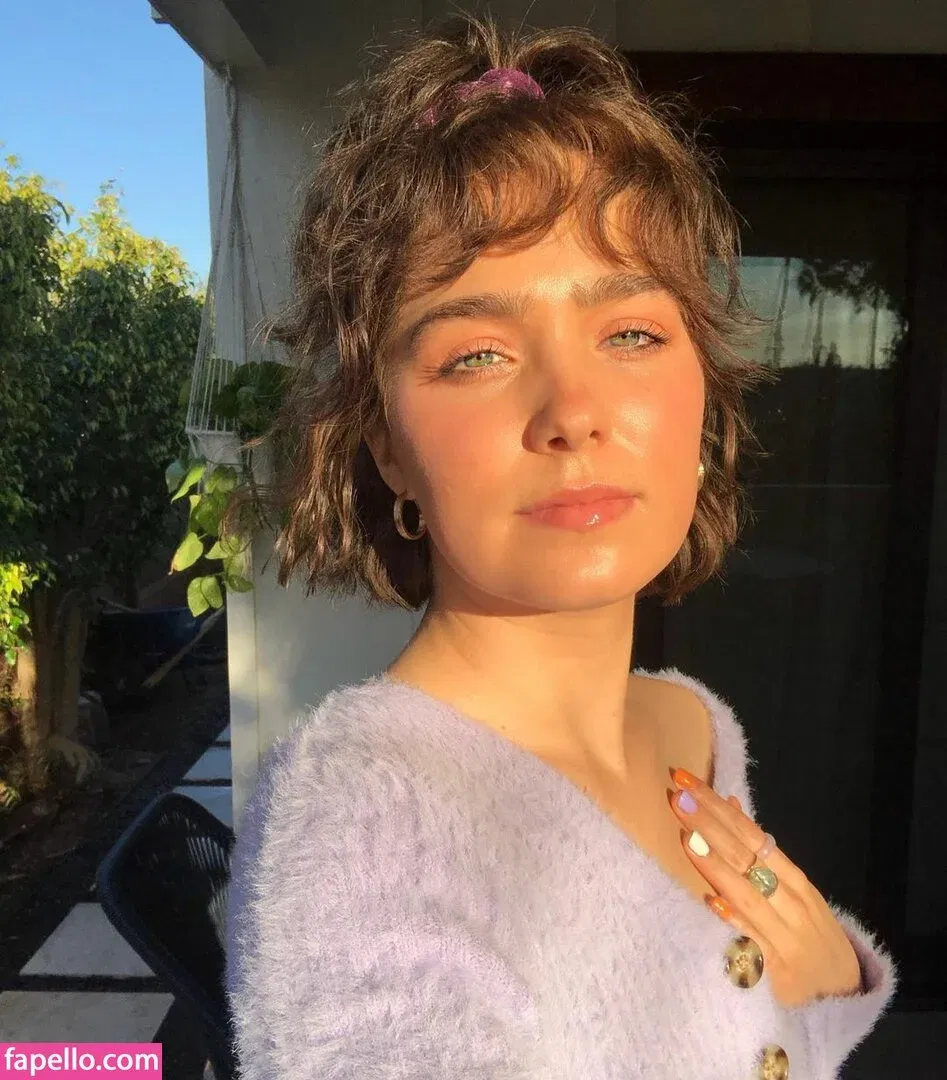 Haley Lu Richardson Onlyfans Photo Gallery 