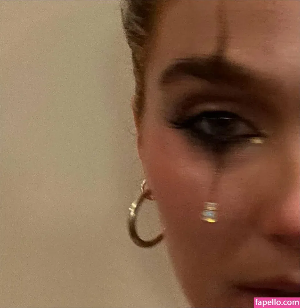 Haley Lu Richardson Onlyfans Photo Gallery 