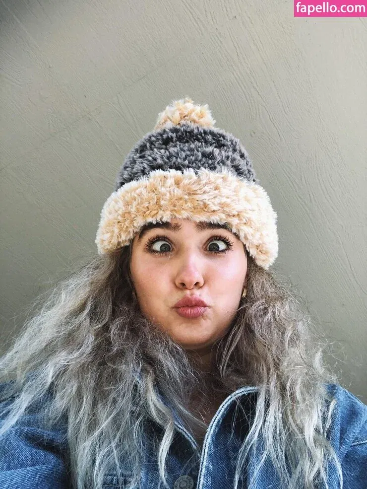 Haley Lu Richardson Onlyfans Photo Gallery 