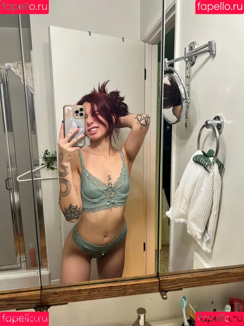 teeenybop Onlyfans Photo Gallery 