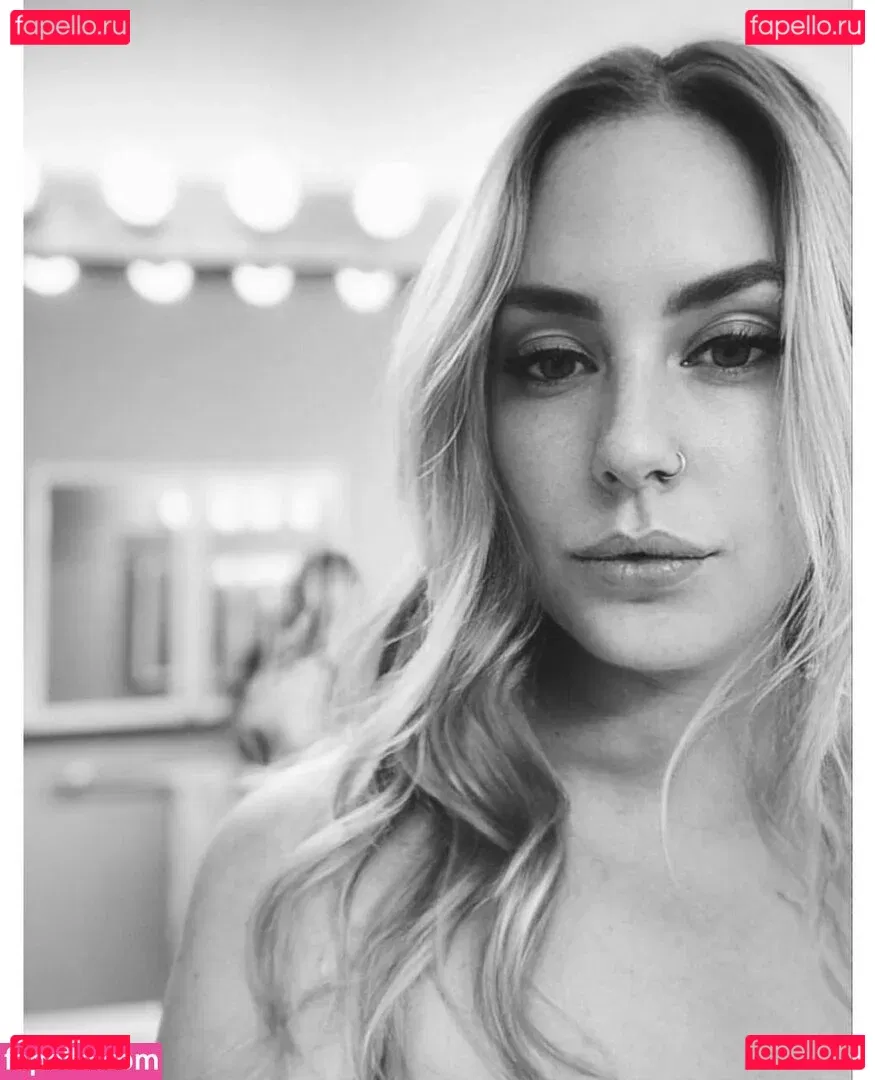 teeenybop Onlyfans Photo Gallery 