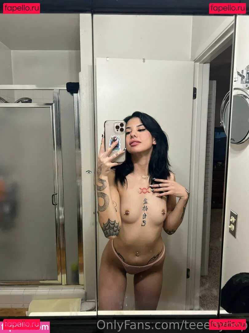 teeenybop Onlyfans Photo Gallery 