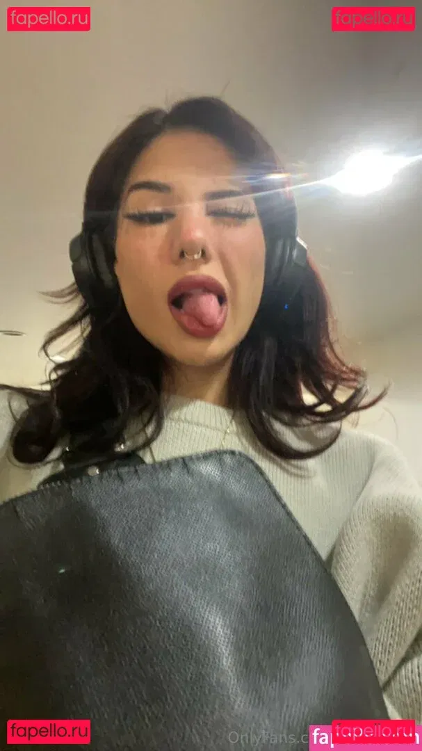 teeenybop Onlyfans Photo Gallery 