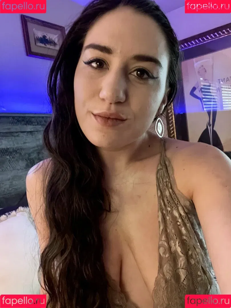 Korin Onlyfans Photo Gallery 