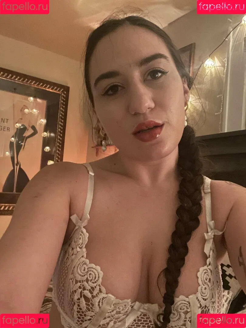 Korin Onlyfans Photo Gallery 