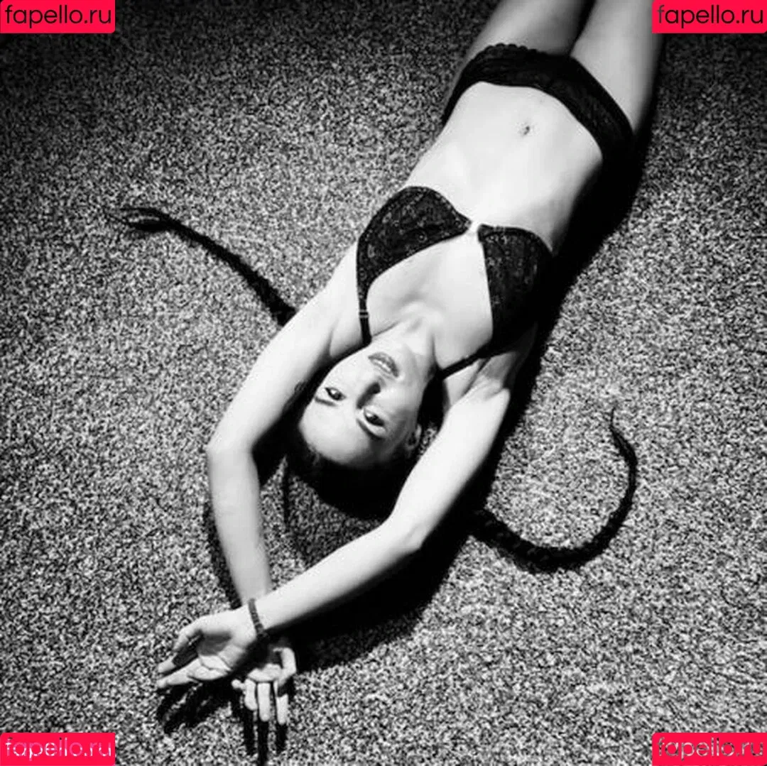 Korin Onlyfans Photo Gallery 