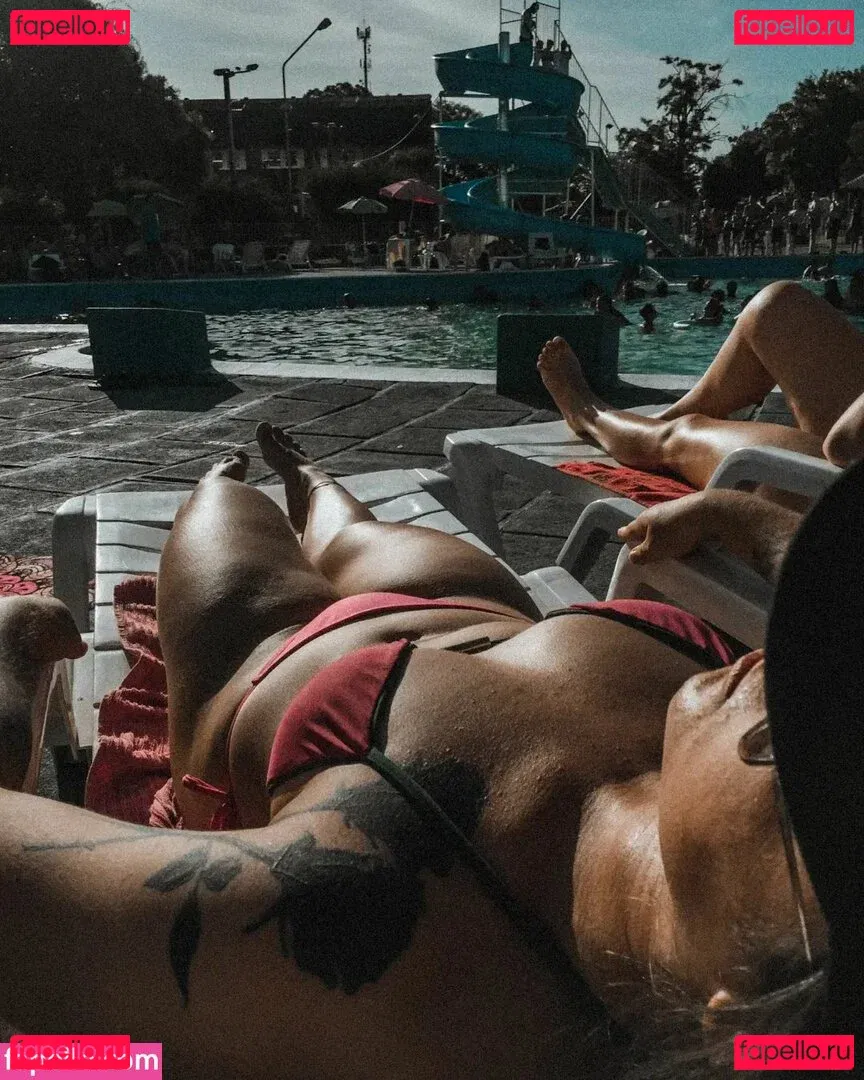 Kareningold Onlyfans Photo Gallery 