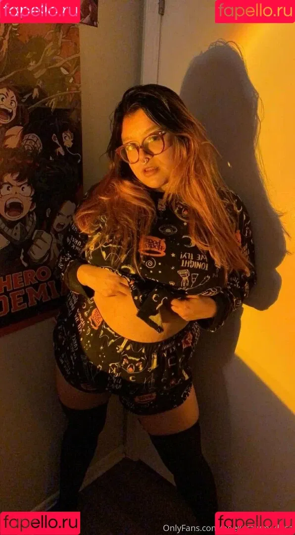 peekscalymedusa Onlyfans Photo Gallery 