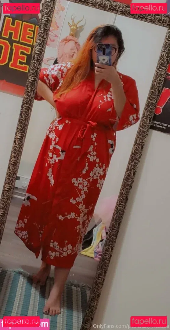 peekscalymedusa Onlyfans Photo Gallery 