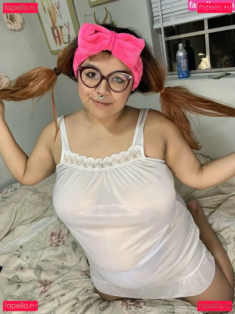 peekscalymedusa Onlyfans Photo Gallery 