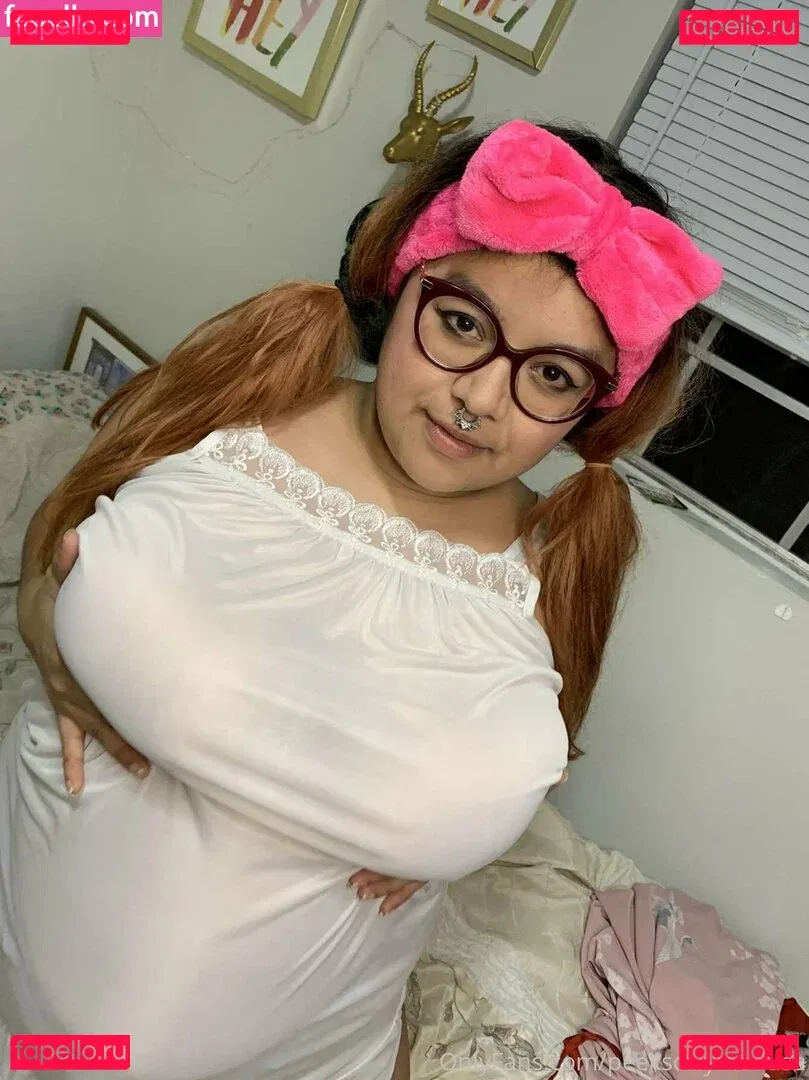 peekscalymedusa Onlyfans Photo Gallery 