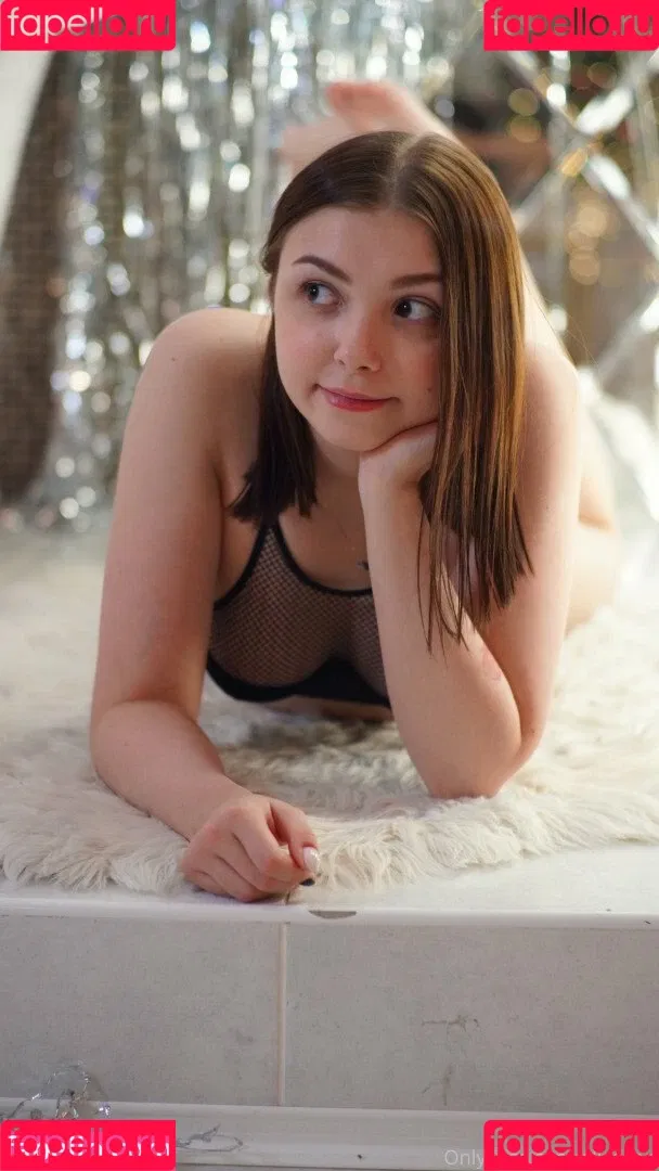 aliselis Onlyfans Photo Gallery 